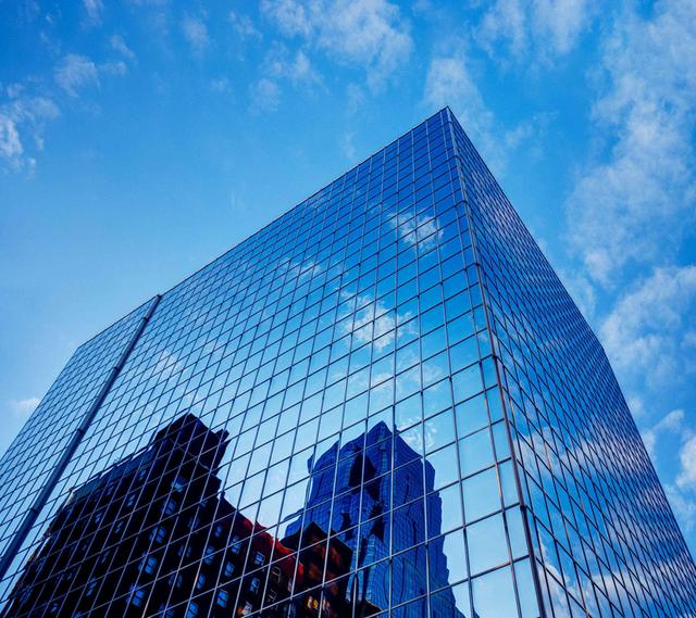 建筑幕墻工程設計中的關鍵問題與裝飾工程一體化策略